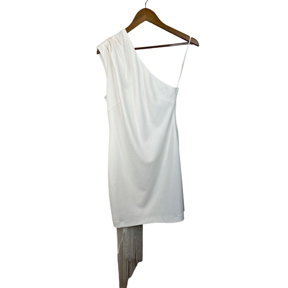 One-Shoulder White Mini Dress With Fringe Detail‎ By One33 Social Size 6